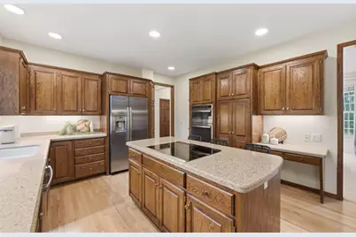 3824 Fairway Terrace, Woodbury, MN 55125 - Photo 25