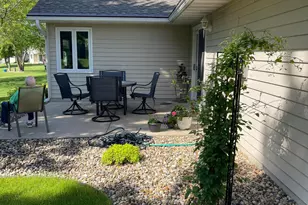 1205 26th St SW, Austin, MN 55912 - Photo 29