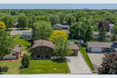 168 108th Avenue NW, Coon Rapids, MN 55448 - Photo 3