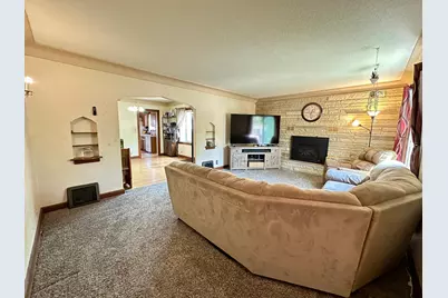 804 W Mark Street, Winona, MN 55987 - Photo 3