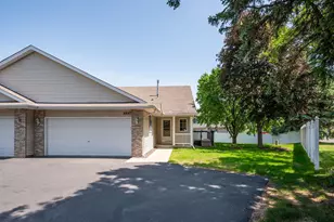 2847 117th Ave NW, Coon Rapids, MN 55433 - Photo 1