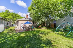 222 Fisk St, Saint Paul, MN 55104 - Photo 35