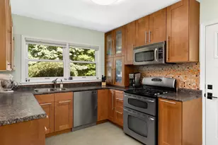 2480 Beverly Rd, Saint Paul, MN 55104 - Photo 3
