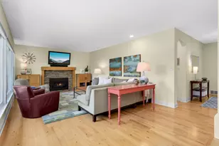 2480 Beverly Rd, Saint Paul, MN 55104 - Photo 9