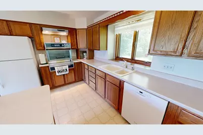 3172 15th Avenue NW, Willmar, MN 56201 - Photo 7