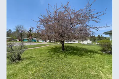 53 Banks Boulevard, Silver Bay, MN 55614 - Photo 27