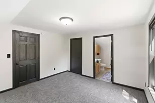 1035 E Main St, Mankato, MN 56001 - Photo 19
