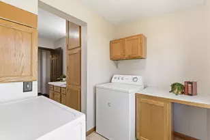 1035 E Main St, Mankato, MN 56001 - Photo 15