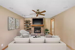 700 Spruce Dr, Hudson, WI 54016 - Photo 5