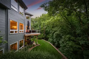 381 Del Rio Dr, Chanhassen, MN 55317 - Photo 27