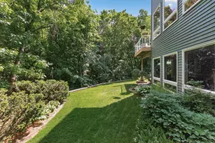 381 Del Rio Dr, Chanhassen, MN 55317 - Photo 11