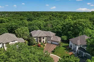 381 Del Rio Dr, Chanhassen, MN 55317 - Photo 73