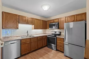 5304 Highpointe Terrace, Bloomington, MN 55437 - Photo 15