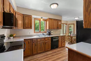 2733 Neal Ave N, Stillwater, MN 55082 - Photo 7