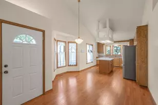 2602 Rivers Bluff Ln, Anoka, MN 55303 - Photo 5
