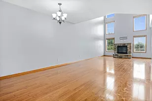 10174 Indigo Dr, Eden Prairie, MN 55347 - Photo 21