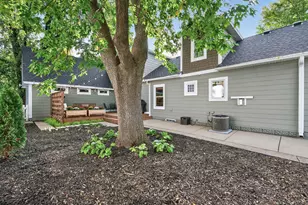 2084 4th St, White Bear Lake, MN 55110 - Photo 3