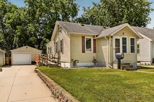 212 10 1/2 Street SE, Rochester, MN 55904 - Photo 1
