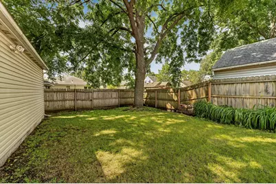 212 10 1/2 Street SE, Rochester, MN 55904 - Photo 7