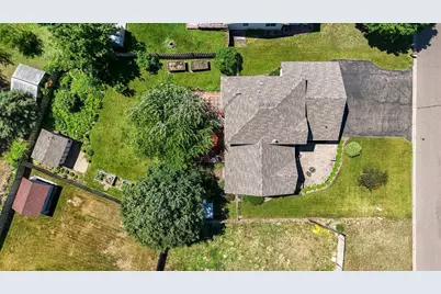 7101 91st Trail N, Brooklyn Park, MN 55445 - Photo 45
