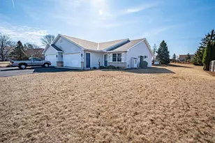 620 Circle Pine Dr, New Richmond, WI 54017 - Photo 15