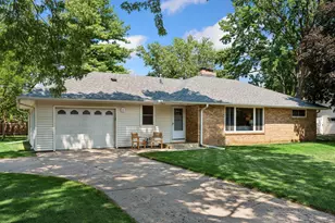 6 Mission Ln, Bloomington, MN 55420 - Photo 59