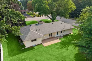 6 Mission Ln, Bloomington, MN 55420 - Photo 53