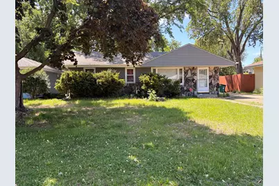 6607 46th Place N, Crystal, MN 55428 - Photo 1