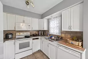 6607 46th Pl N, Crystal, MN 55428 - Photo 7