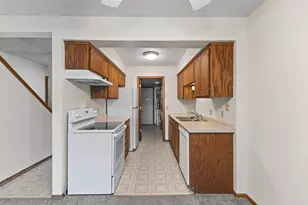 6666 Xerxes Pl N, Brooklyn Center, MN 55430 - Photo 7