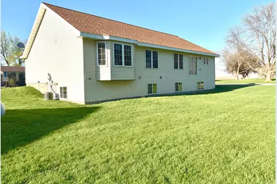 309 Iowa Avenue, Hoffman, MN 56339 - Photo 3