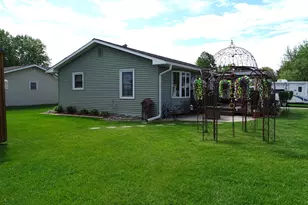 260 N Harrison St, Mondovi, WI 54755 - Photo 3