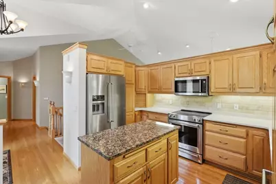 1887 Magnolia Lane N, Plymouth, MN 55441 - Photo 17