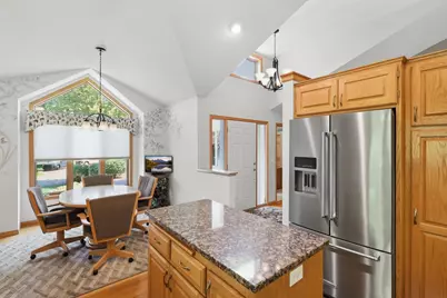 1887 Magnolia Lane N, Plymouth, MN 55441 - Photo 9