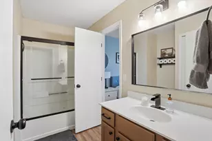 13229 Bush Ln, Eden Prairie, MN 55347 - Photo 25