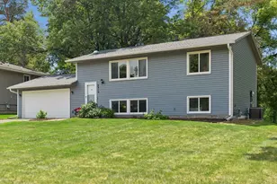 6919 Calgary Rd, Woodbury, MN 55125 - Photo 21