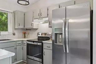 6919 Calgary Rd, Woodbury, MN 55125 - Photo 7