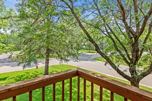 825 Martha Lake Ct, Shoreview, MN 55126 - Photo 23