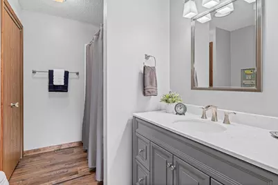 825 Martha Lake Court, Shoreview, MN 55126 - Photo 13