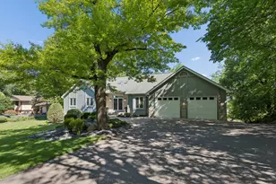 1807 Timberline Trail, Minnetonka, MN 55305 - Photo 1