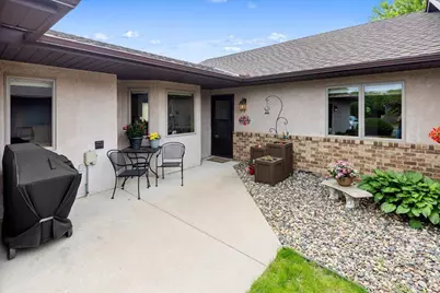 2084 Vierling Drive E, Shakopee, MN 55379 - Photo 5