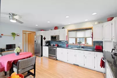 2084 Vierling Drive E, Shakopee, MN 55379 - Photo 11