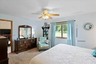 2084 Vierling Dr E, Shakopee, MN 55379 - Photo 25