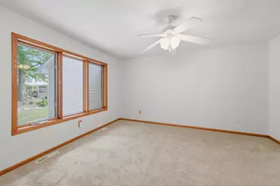 815 Wescott Square, Eagan, MN 55123 - Photo 17