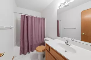 815 Wescott Square, Eagan, MN 55123 - Photo 23