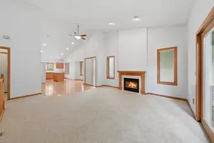 815 Wescott Square, Eagan, MN 55123 - Photo 5