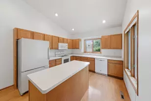 815 Wescott Square, Eagan, MN 55123 - Photo 7