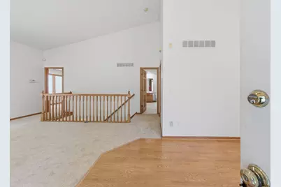 815 Wescott Square, Eagan, MN 55123 - Photo 3