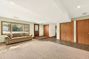 105 6th Ave NW, Dodge Center, MN 55927 - Photo 7