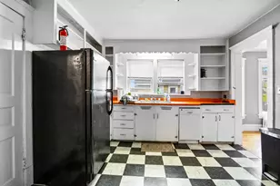 1122 E 5th St, Duluth, MN 55805 - Photo 31